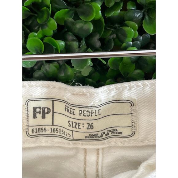 Free People White Jeans Women’s Size 26 - Picture 4 of 7